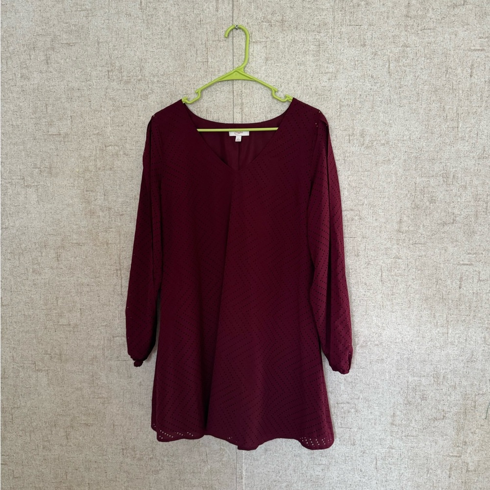 Gifted dress never had tag on it never worn because it’s too short